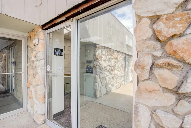 $425,000 | 417 North Weinbach Avenue, Evansville, IN 47711