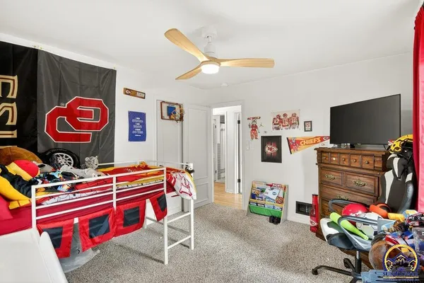 $389,900 | 6620 West 56th Street, Mission, KS 66202