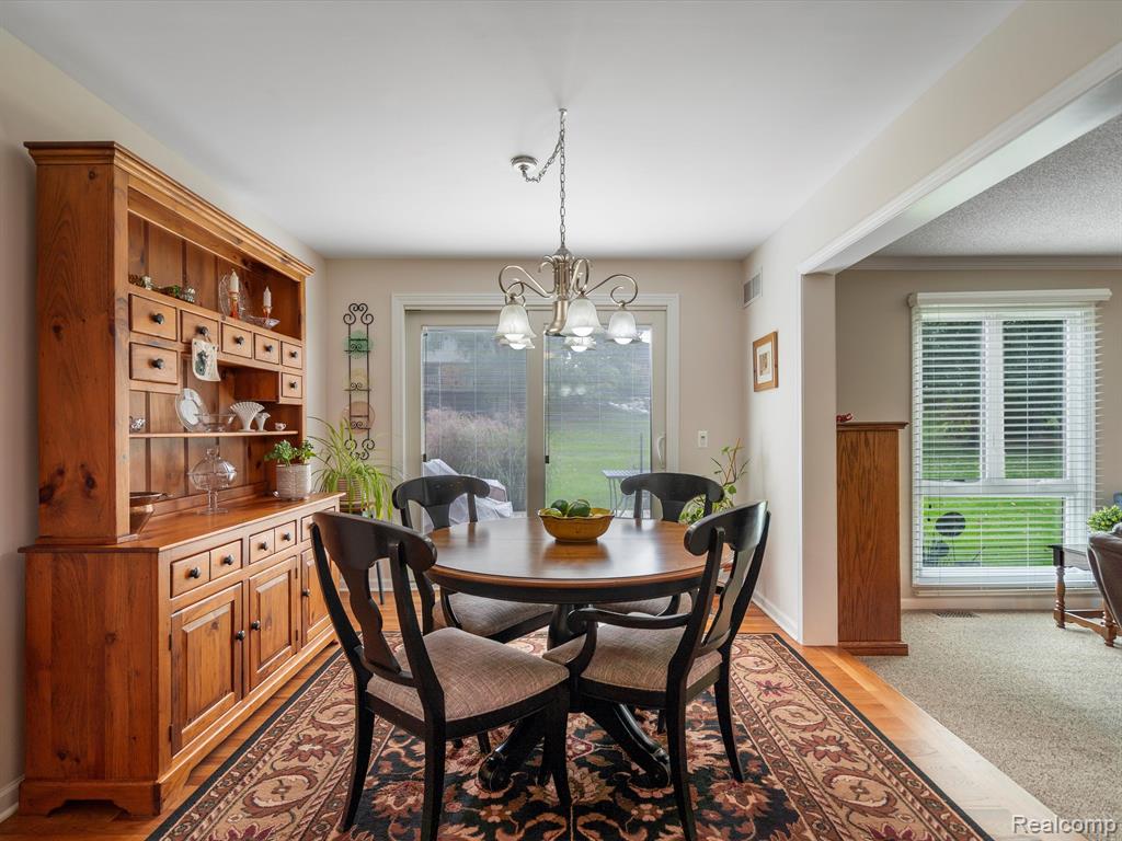 846 Stag Ridge Road Rochester Hills, MI 48309 - Photo 16 of 42