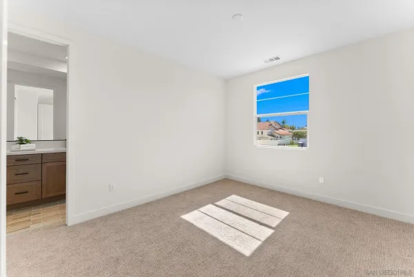 $2,427,990 | 11318 Caminito Rodar, San Diego, CA 92126
