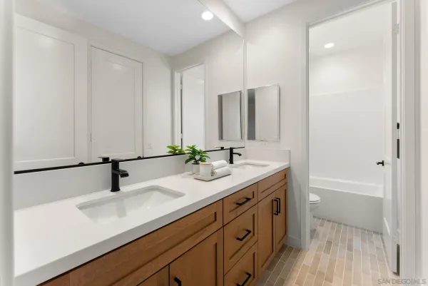 $2,427,990 | 11318 Caminito Rodar, San Diego, CA 92126