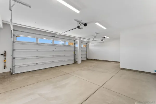 $2,427,990 | 11318 Caminito Rodar, San Diego, CA 92126