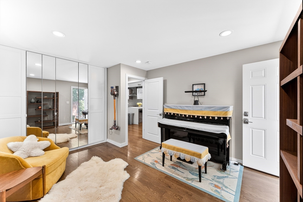 142 Edinboro Street, Unit 142 Newton, MA 02460 - Photo 15 of 40
