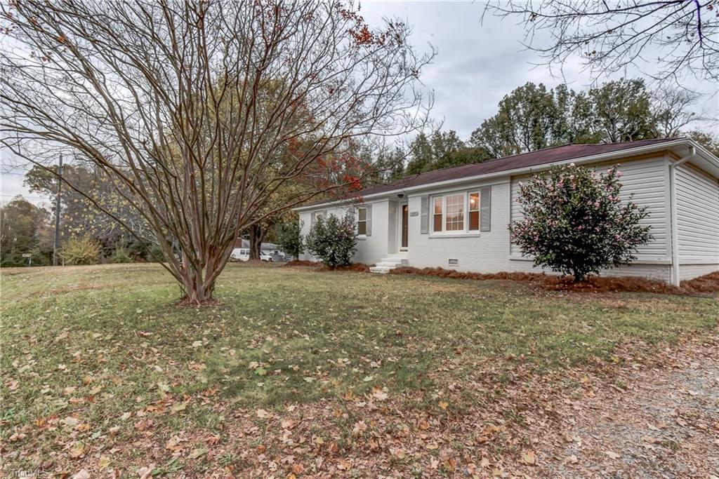 103 Mayfair Road Lexington, NC 27292 - Photo 2 of 26 Gallery Image 2