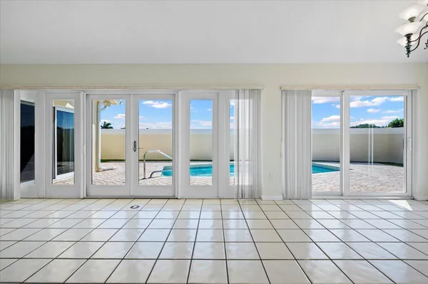 $4,750 | 180 Ridge Road, Jupiter, FL 33477