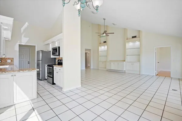 $4,750 | 180 Ridge Road, Jupiter, FL 33477