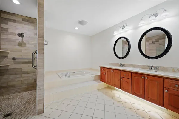 $4,750 | 180 Ridge Road, Jupiter, FL 33477