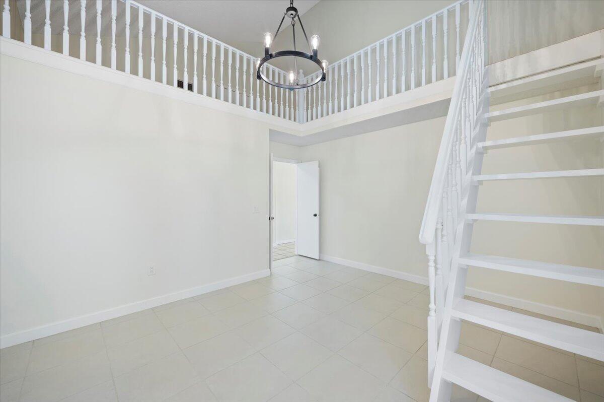 180 Ridge Road Jupiter, FL 33477 - Photo 26 of 28 27-LUX8182