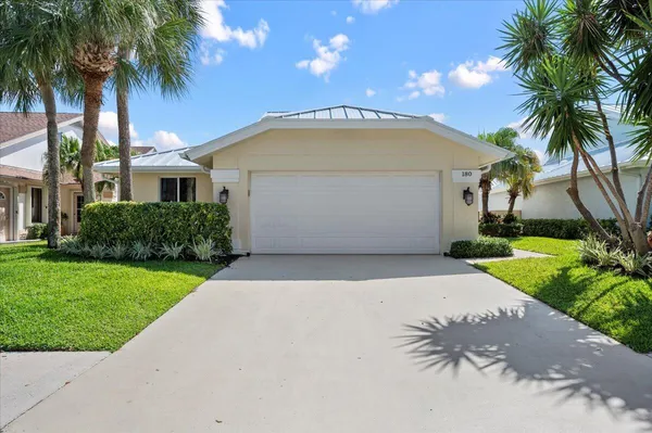 $4,750 | 180 Ridge Road, Jupiter, FL 33477