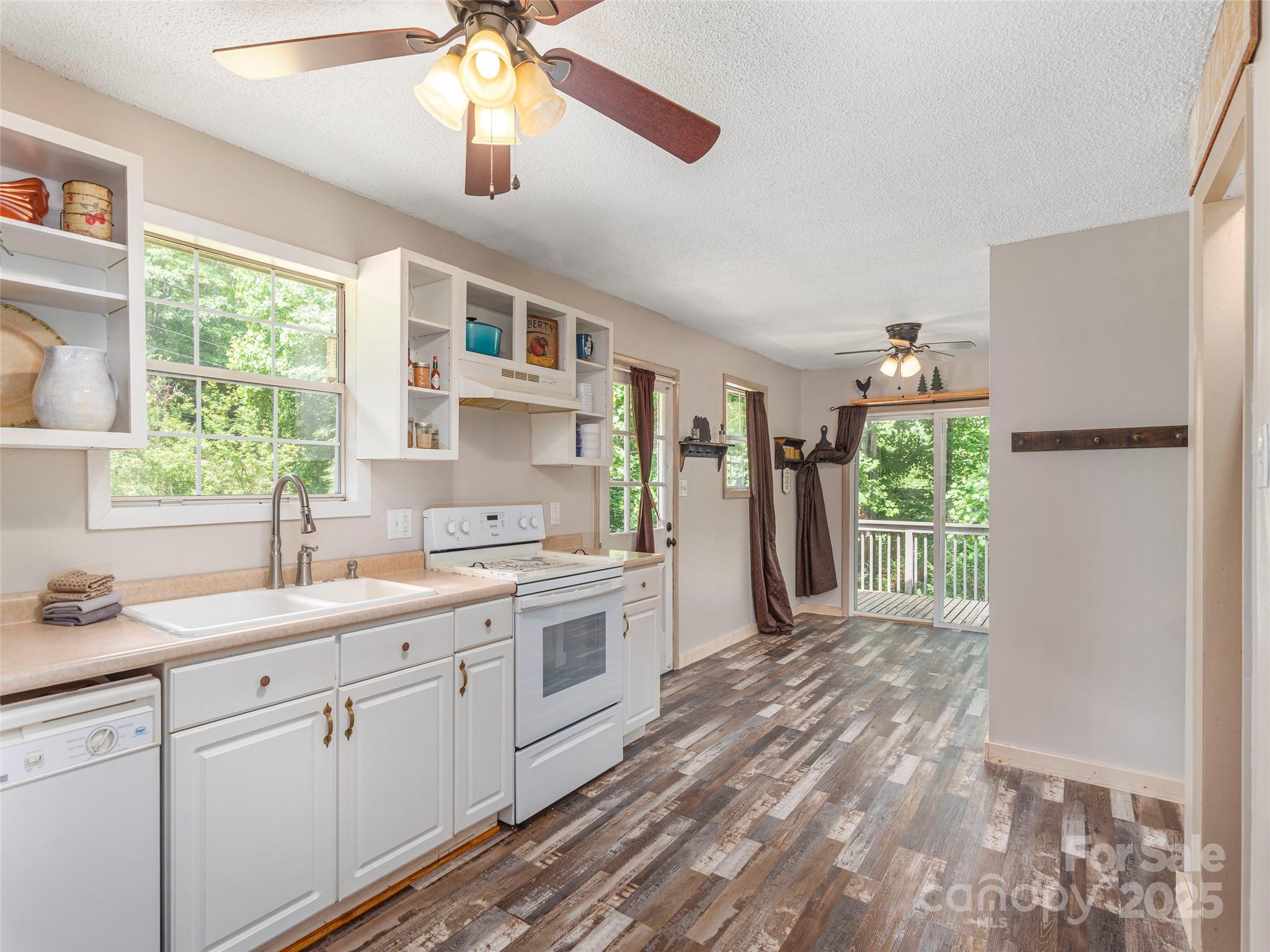 1131 Laurel Branch Road Waynesville, NC 28785 - Photo 8 of 29