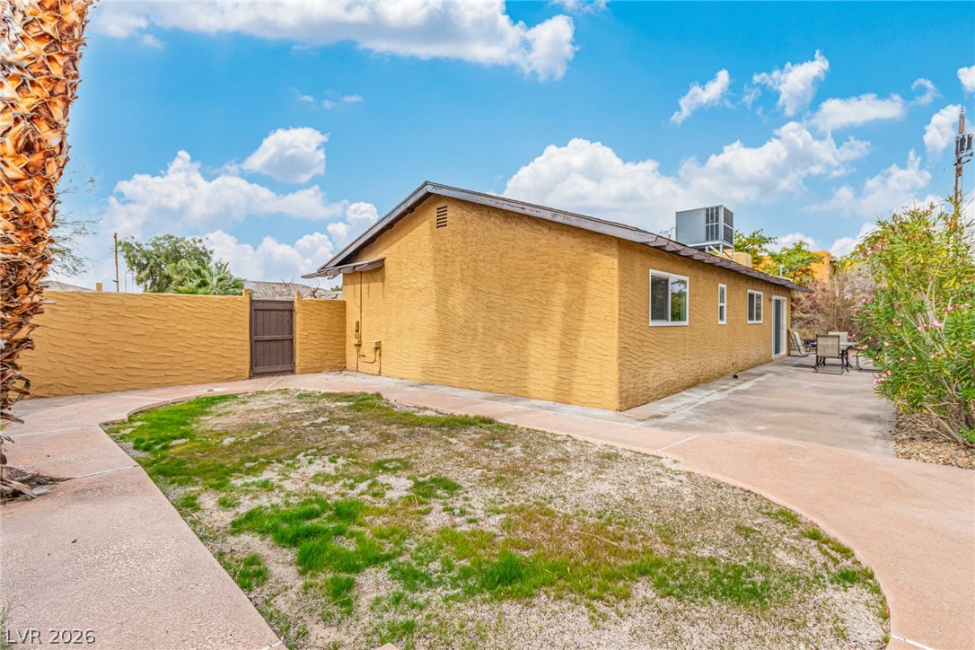 622 East Fairway Road Henderson, NV 89015 - Photo 26 of 29