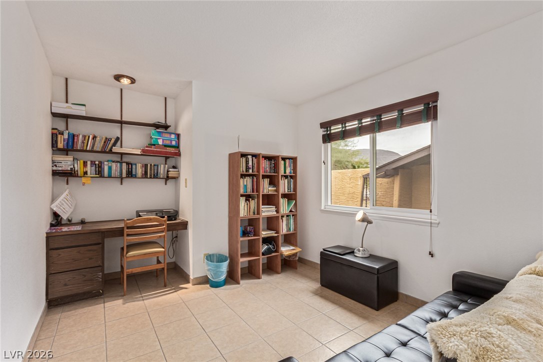 622 East Fairway Road Henderson, NV 89015 - Photo 8 of 29