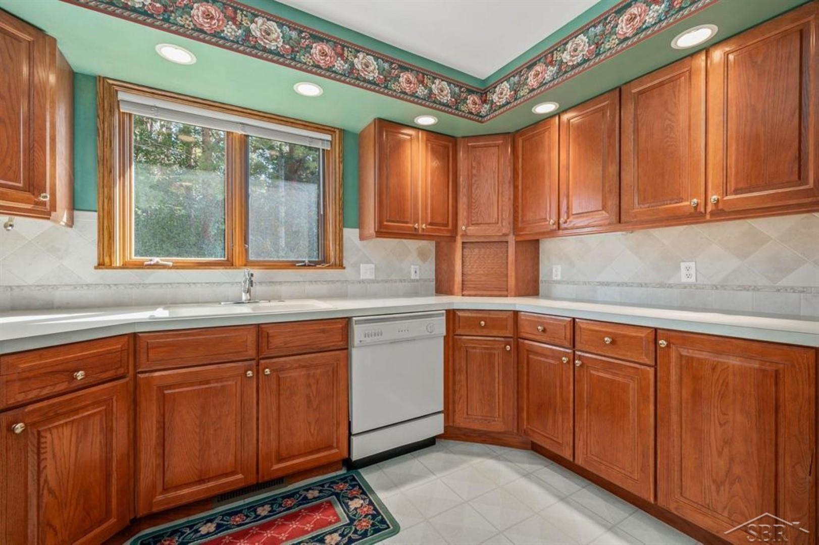 2129 East Stewart Road Midland, MI 48640 - Photo 30 of 66