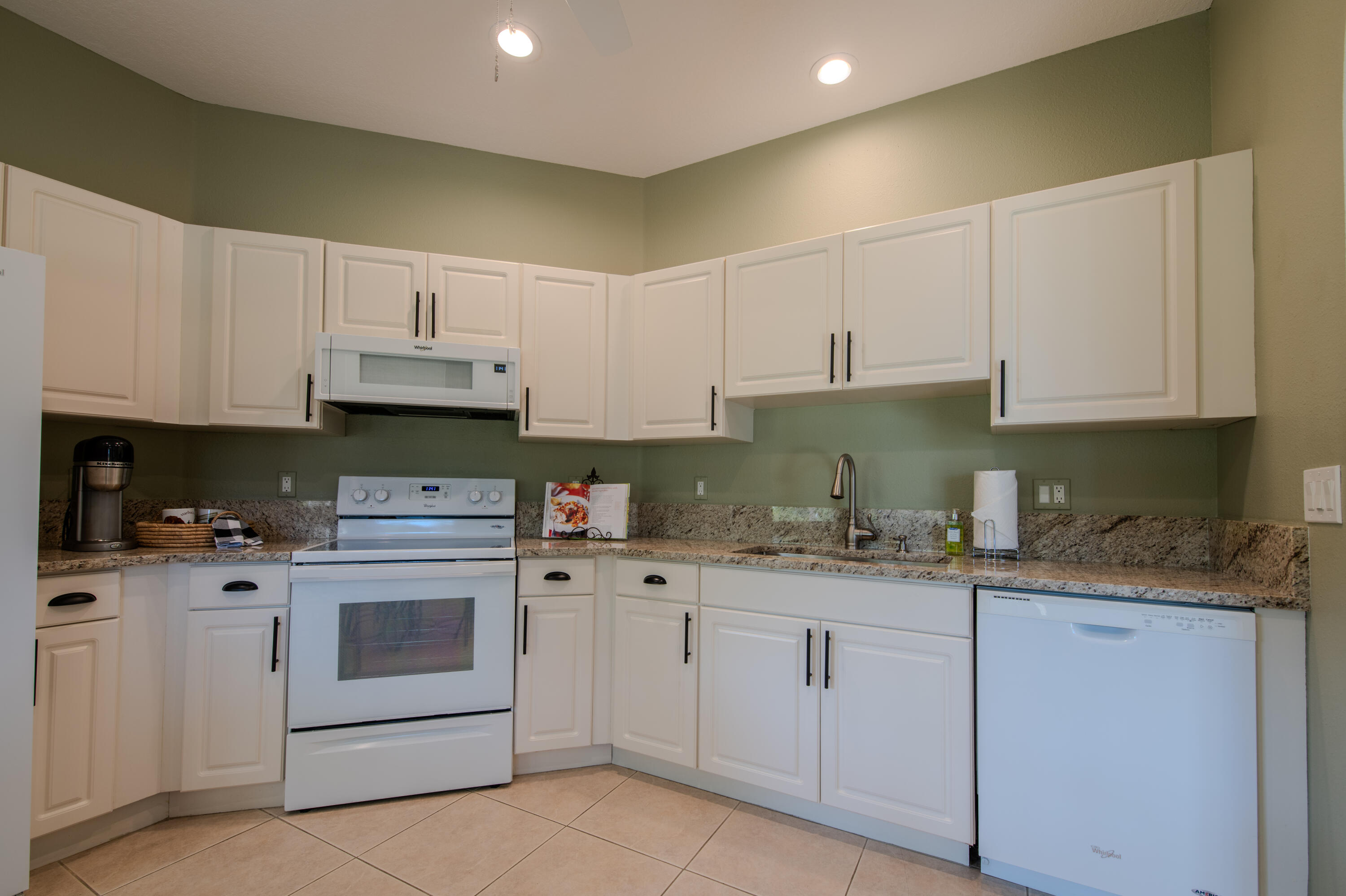 327 Southwest Coconut Key Way Port St. Lucie, FL 34986 - Photo 16 of 65 Kitchen 3