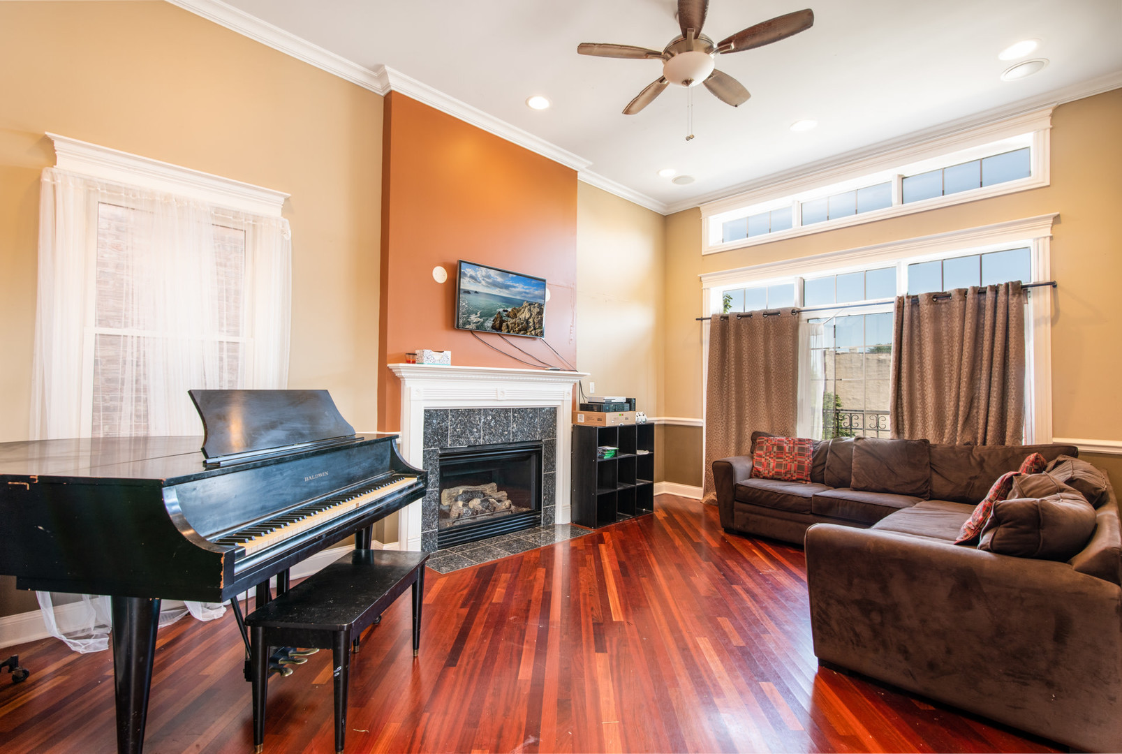 543 East 50th Street, Unit 3 Chicago, IL 60615 - Photo 2 of 11