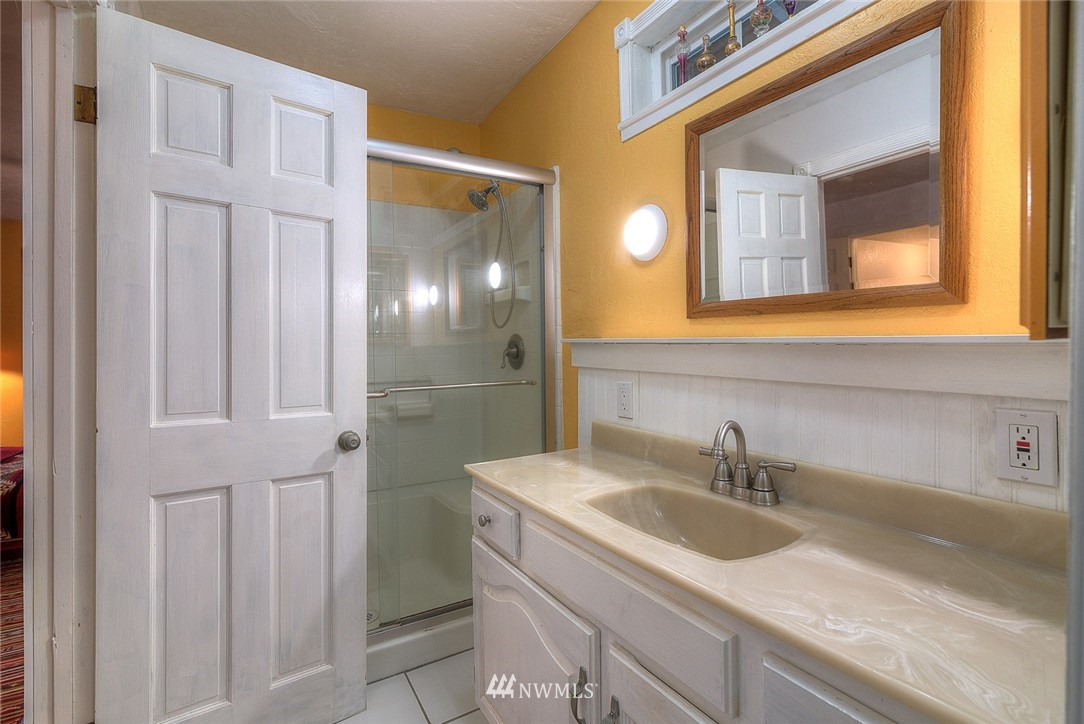 6217 Lackey Road Northwest Vaughn, WA 98394 - Photo 14 of 25