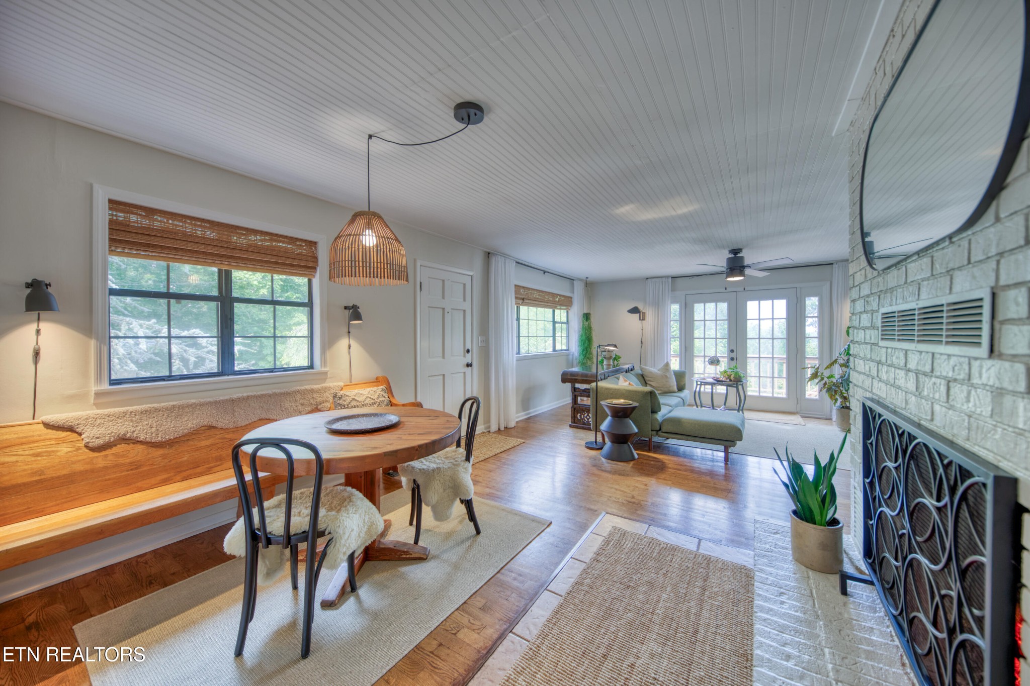 3054 Sinking Springs Road Knoxville, TN 37914 - Photo 2 of 31 Gallery Image 2