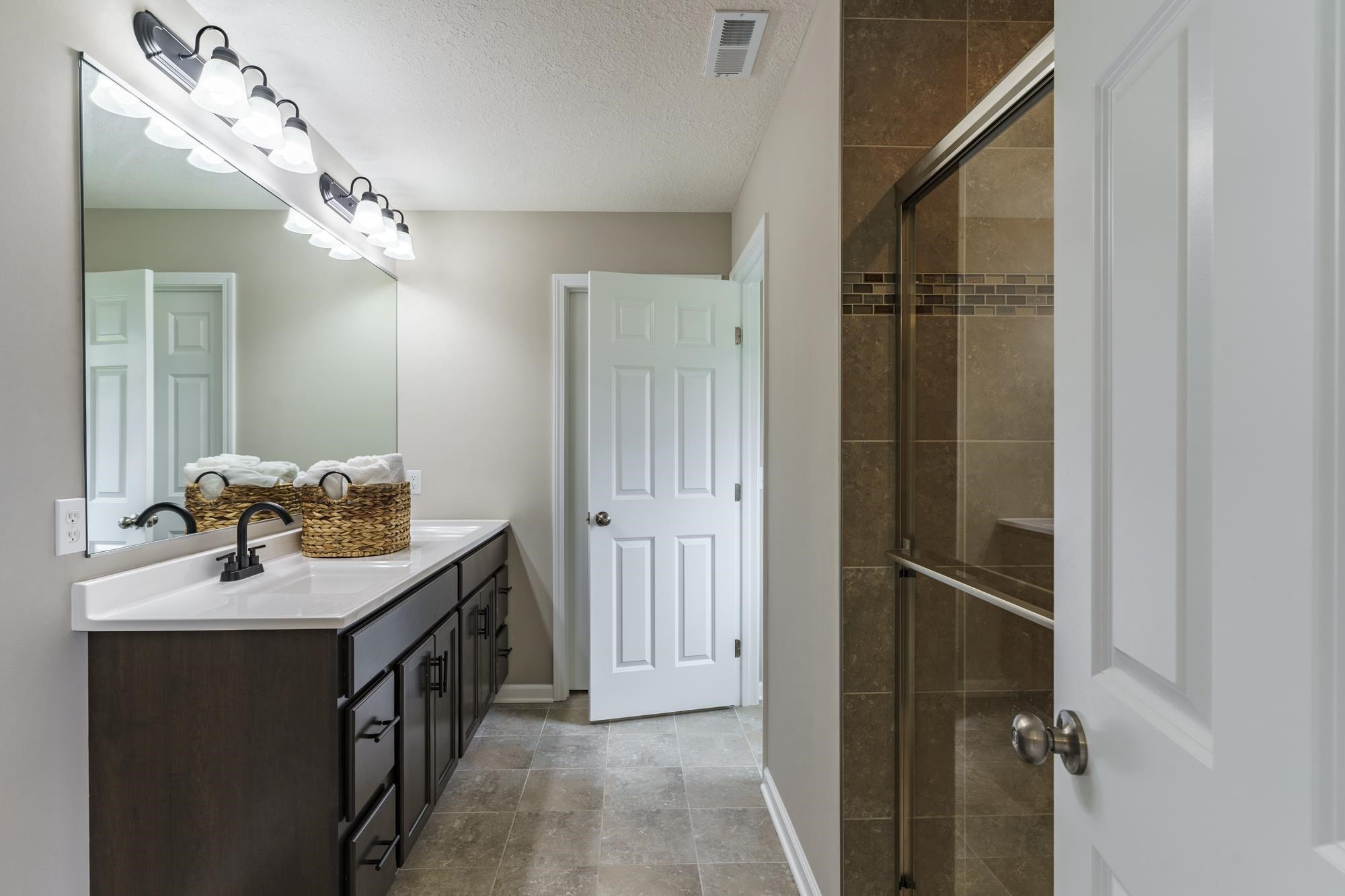 12538 Raffin Court Fort Wayne, IN 46818 - Photo 24 of 36