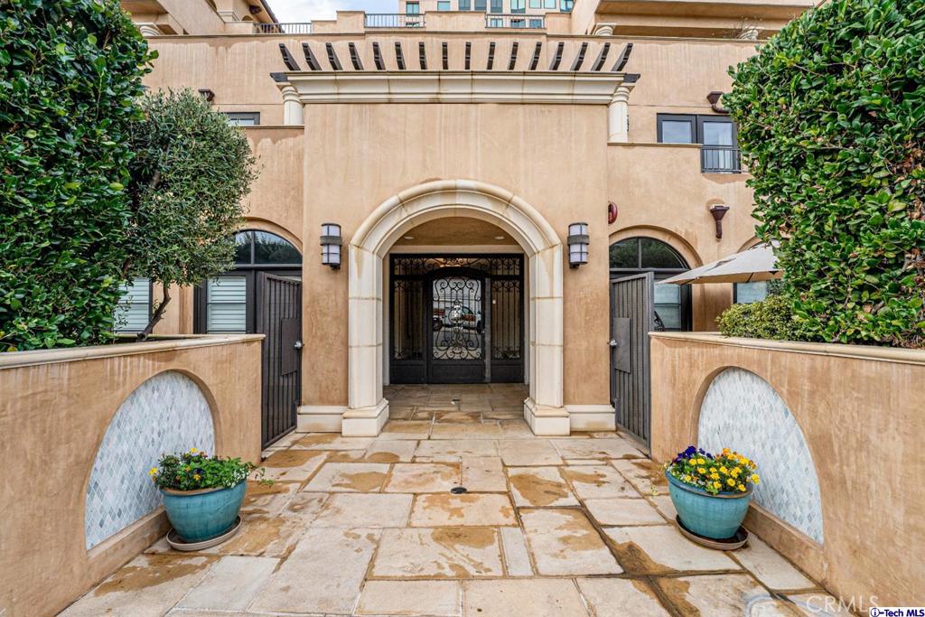 10523 Ashton Avenue, Unit 202 Los Angeles, CA 90024 - Photo 3 of 36 a view of entrance gate of the house