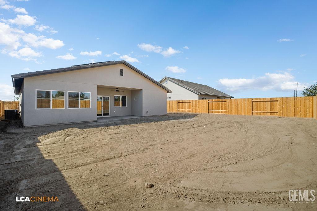 Undisclosed Address Bakersfield, CA 93304 - Photo 16 of 17