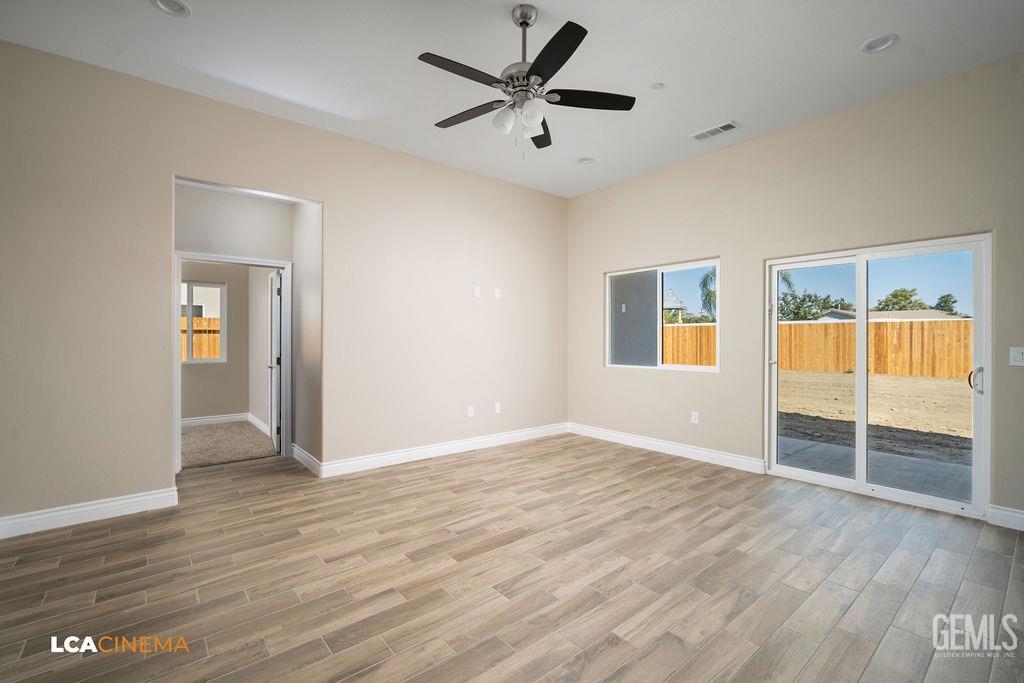 Undisclosed Address Bakersfield, CA 93304 - Photo 9 of 17