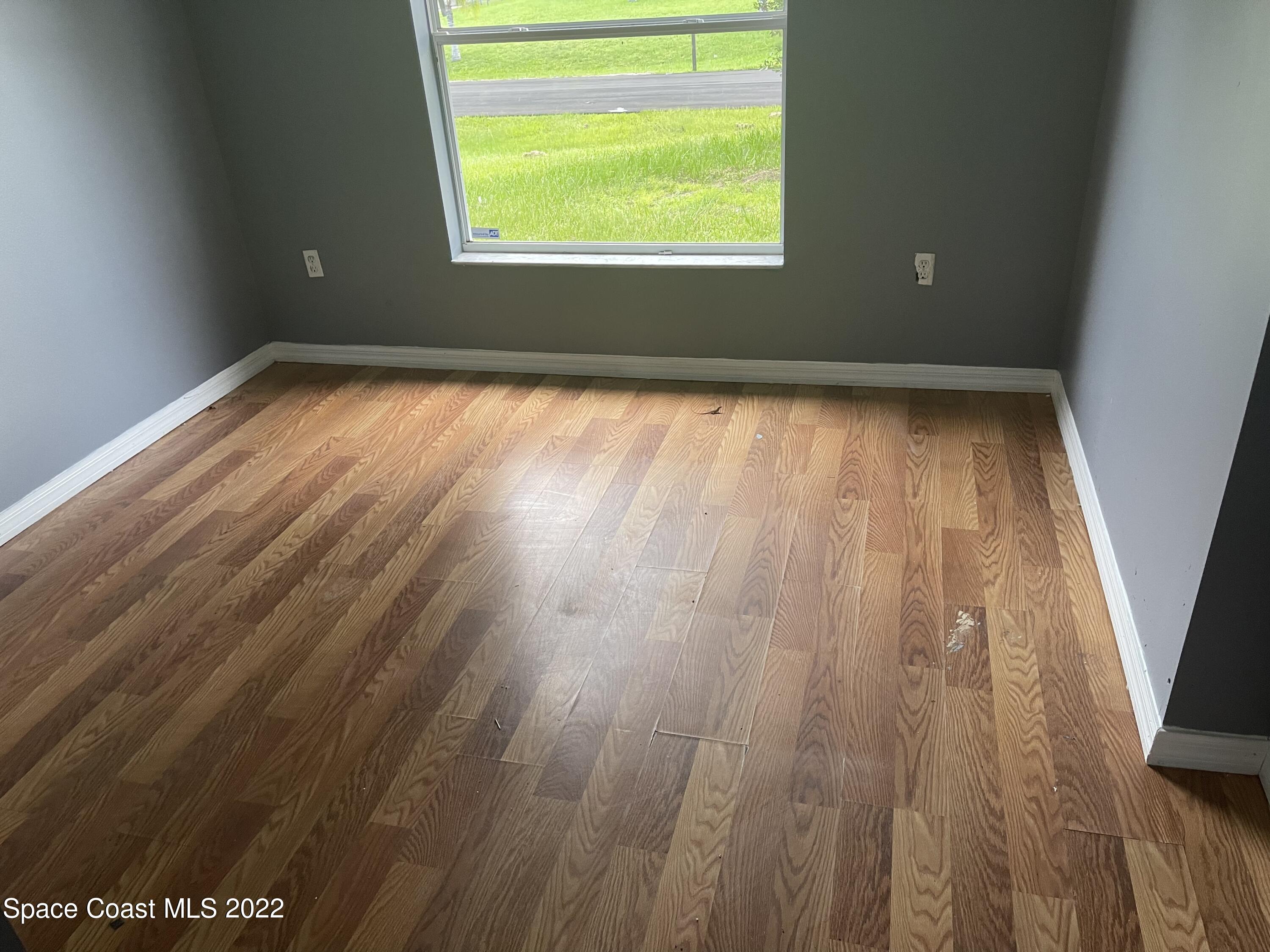321 Sarah Road Southwest Palm Bay, FL 32908 - Photo 8 of 10 166612CA-62AC-4878-AAB8-BA33E7CDC52B