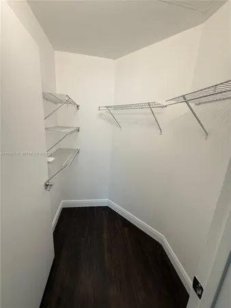 $3,000 | 1900 North Bayshore Drive, Unit 3507, Miami, FL 33132