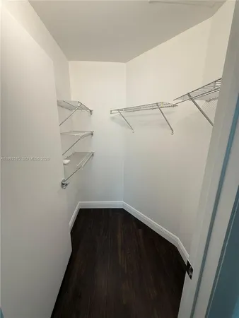 $3,000 | 1900 North Bayshore Drive, Unit 3507, Miami, FL 33132