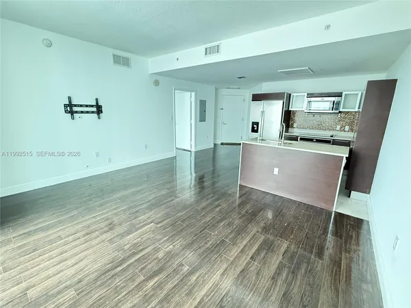 $3,000 | 1900 North Bayshore Drive, Unit 3507, Miami, FL 33132