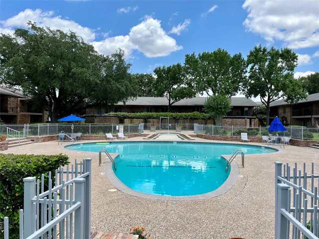 $1,650 | 7600 Burgoyne Road, Unit 115, Houston, TX 77063
