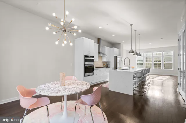 $1,499,000 | 7509 Sawyer Farm Way, Unit 2002, McLean, VA 22102