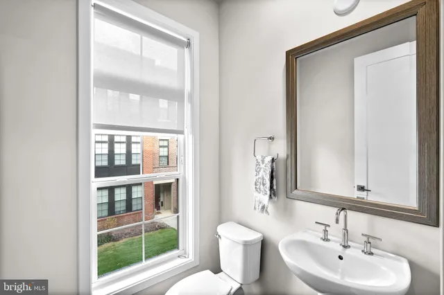 $1,499,000 | 7509 Sawyer Farm Way, Unit 2002, McLean, VA 22102