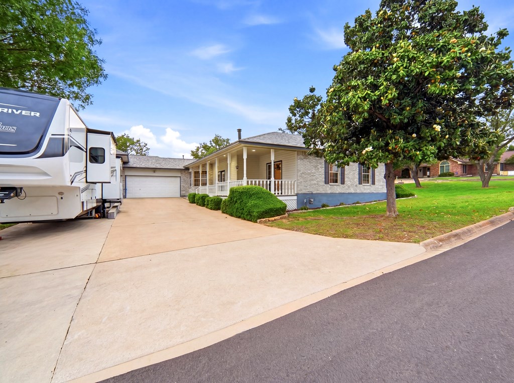 1701 Mount Laurel Trail Kerrville, TX 78028 - Photo 4 of 50