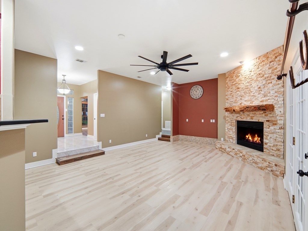 1701 Mount Laurel Trail Kerrville, TX 78028 - Photo 10 of 50