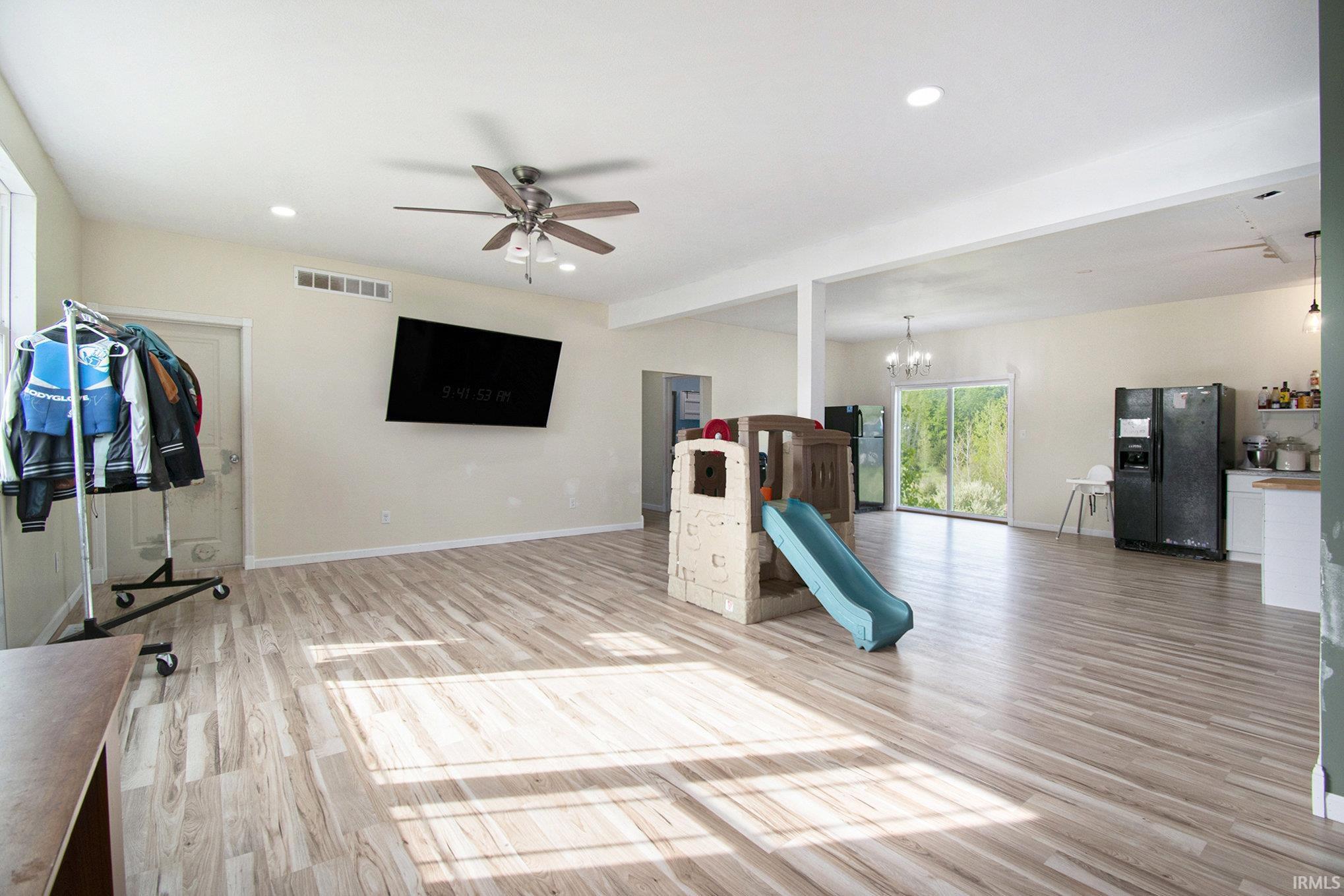 5025 Elder Road Larwill, IN 46764 - Photo 5 of 26