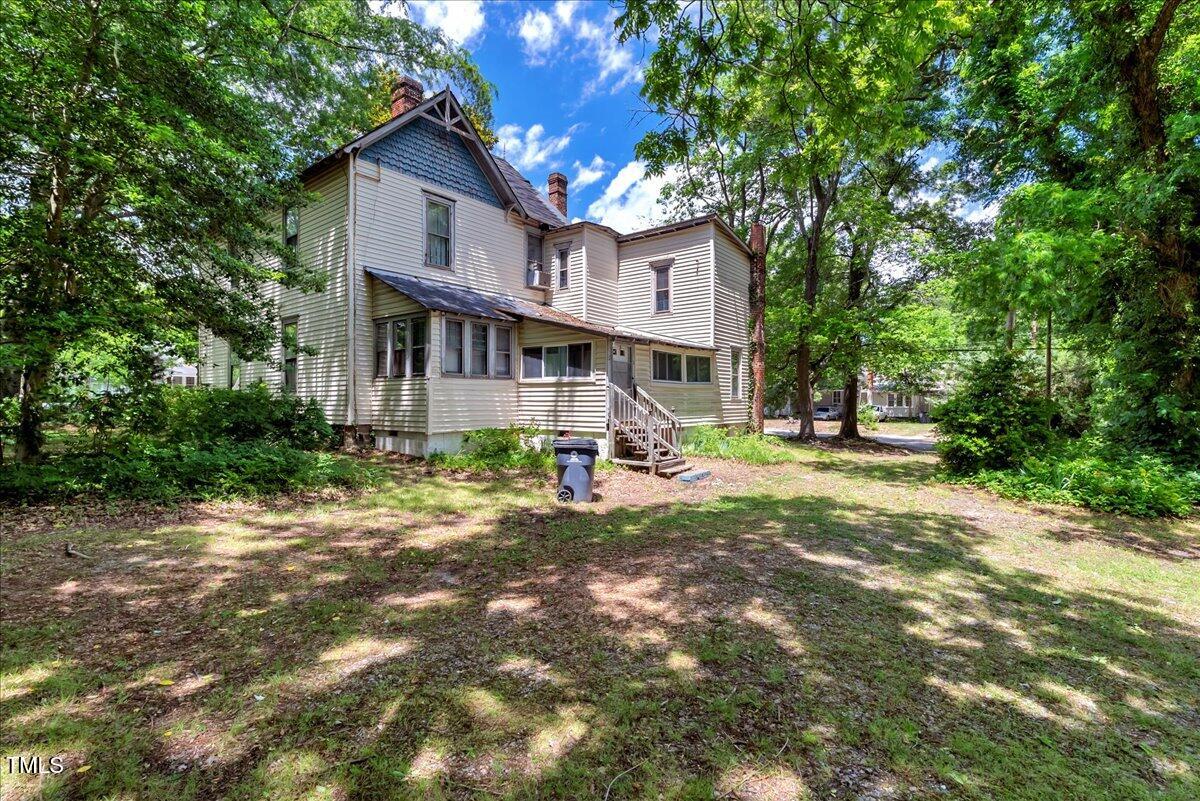 903 Nicholas Street Henderson, NC 27536 - Photo 2 of 22 5-DSC06782