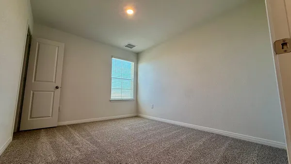 $2,900 | 1940 Lazy Acrs Street, Leander, TX 78641