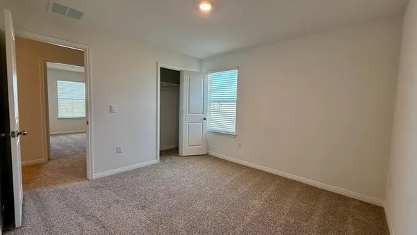 $2,900 | 1940 Lazy Acrs Street, Leander, TX 78641