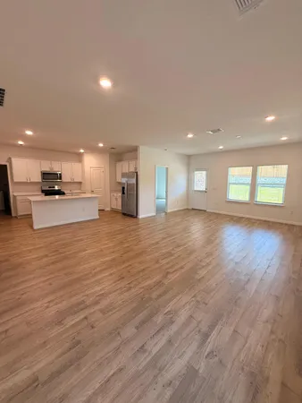 $2,900 | 1940 Lazy Acrs Street, Leander, TX 78641