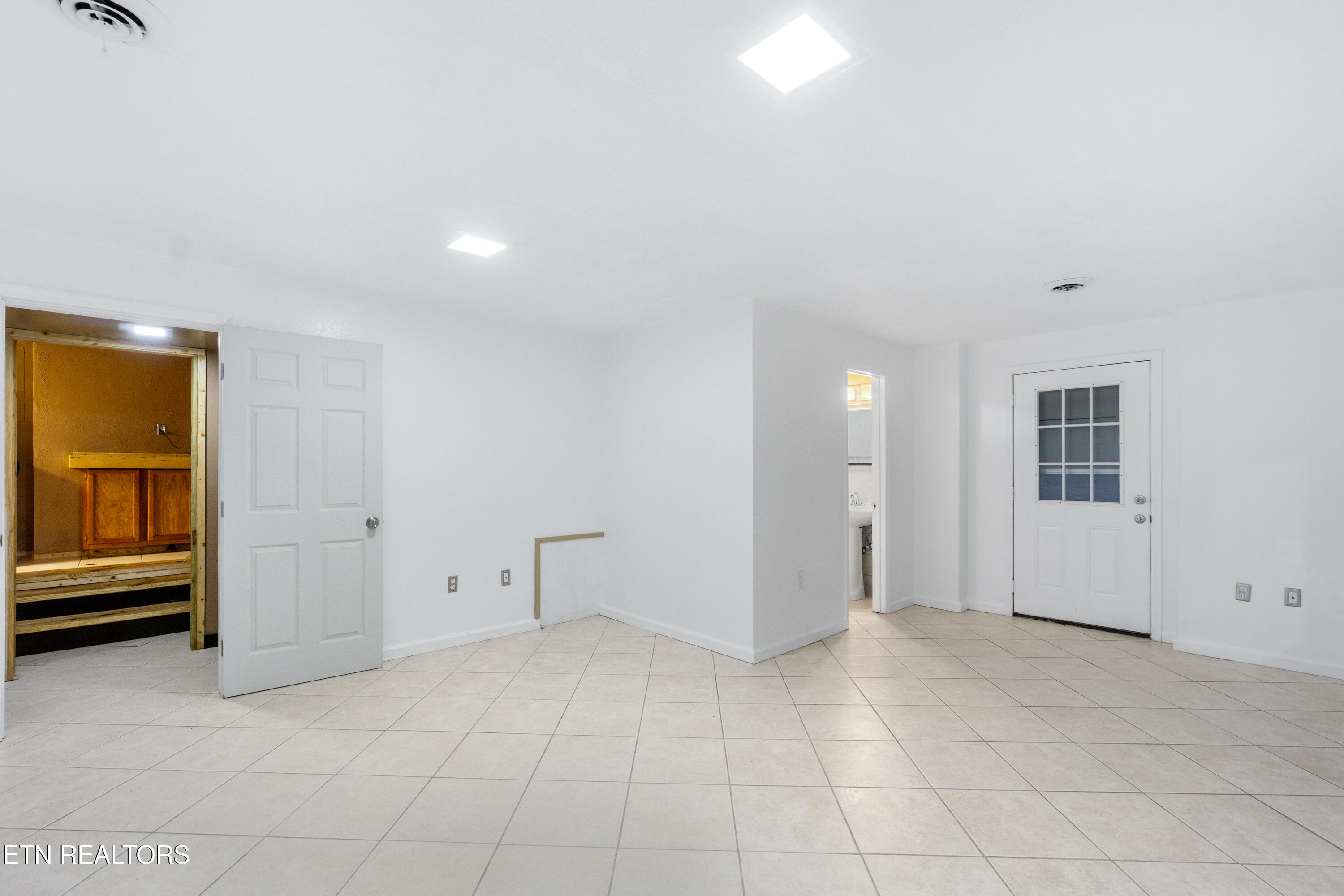 113 Pomona Road Oak Ridge, TN 37830 - Photo 29 of 46 113 Pomona Rd-42