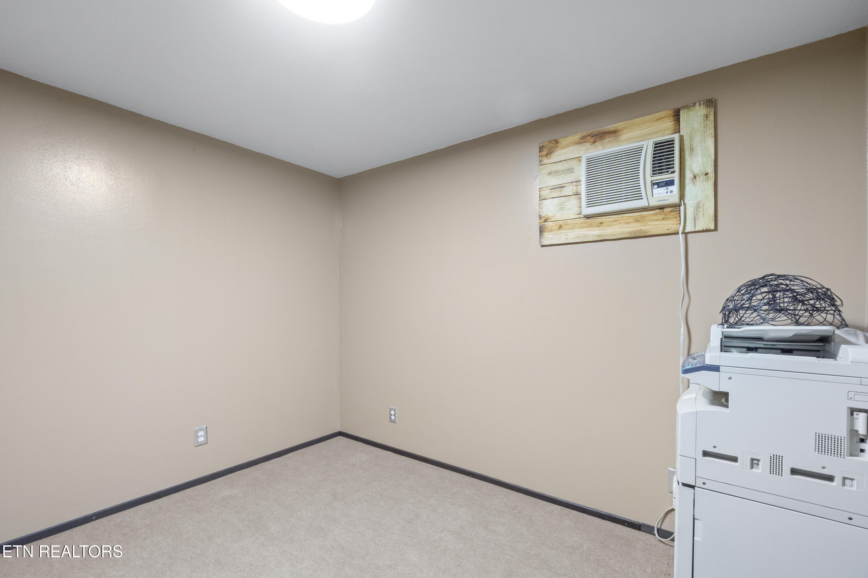 113 Pomona Road Oak Ridge, TN 37830 - Photo 38 of 46 113 Pomona Rd-51