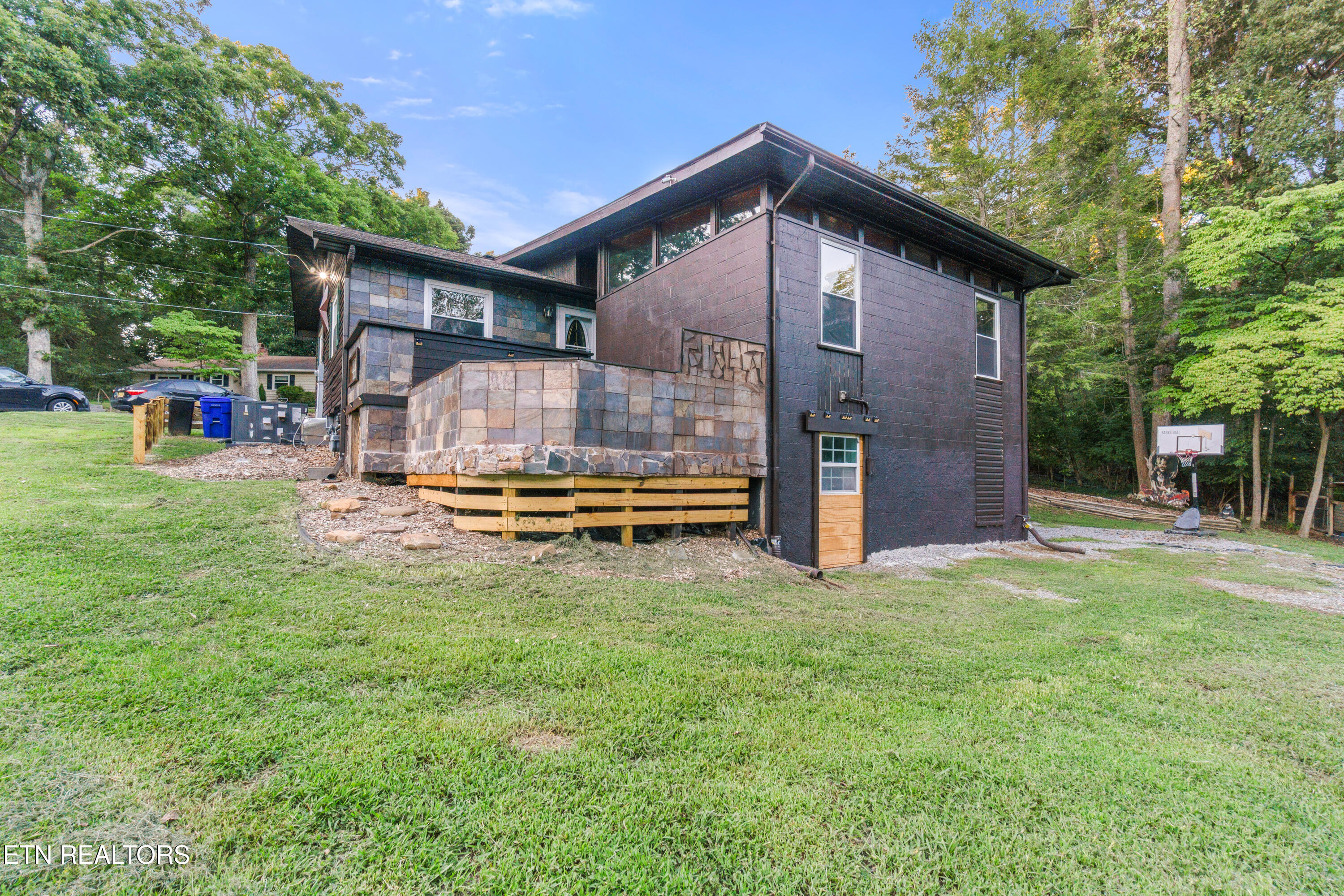 113 Pomona Road Oak Ridge, TN 37830 - Photo 40 of 46 113 Pomona Rd-8