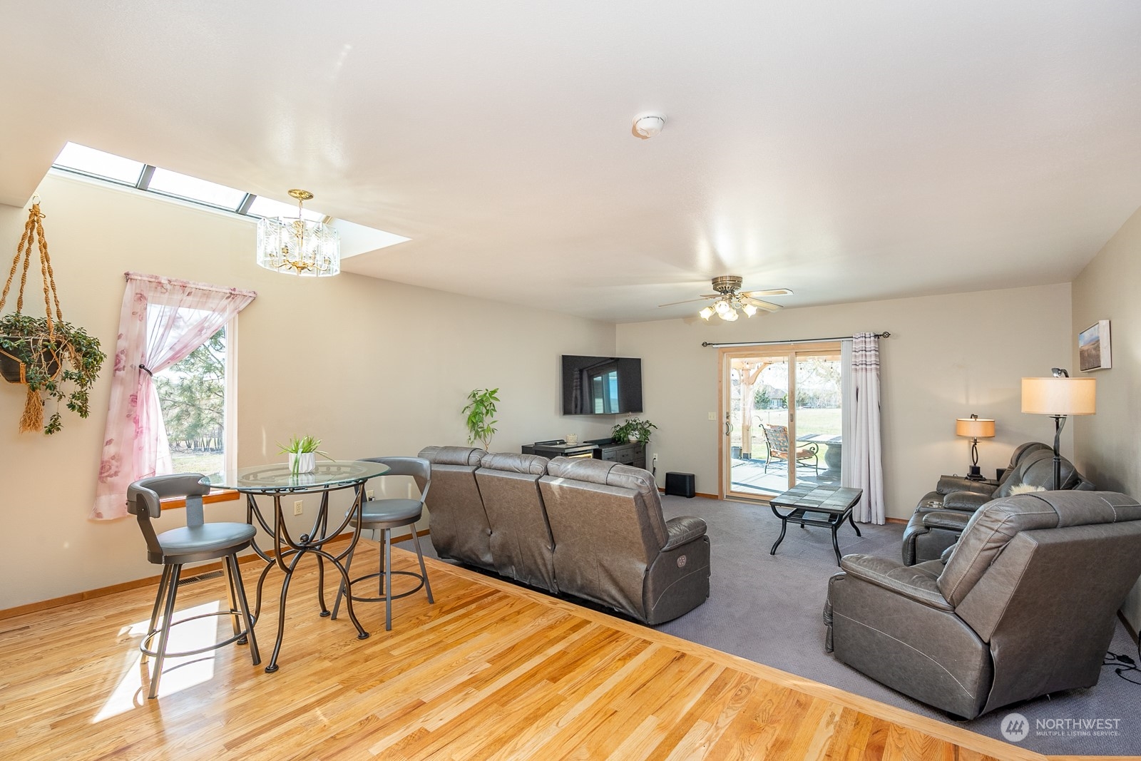 12501 Dodson Road Northwest Ephrata, WA 98823 - Photo 13 of 40 Gallery Image 13