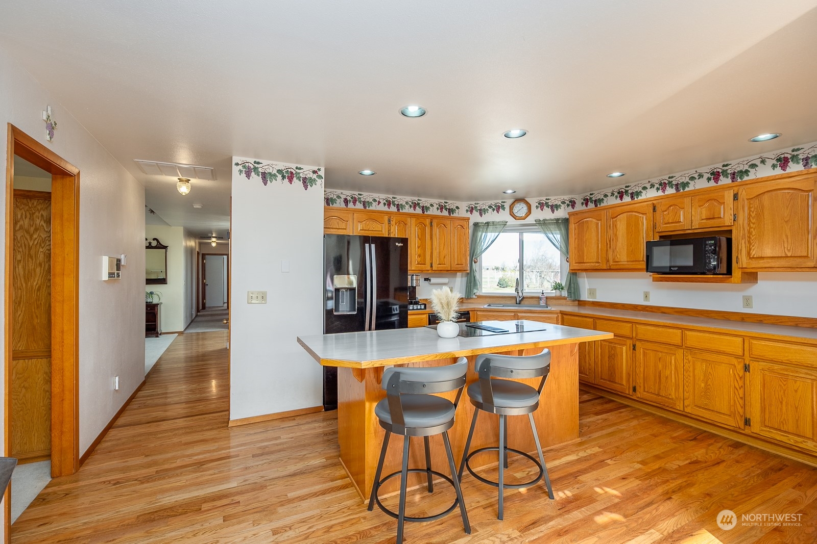 12501 Dodson Road Northwest Ephrata, WA 98823 - Photo 9 of 40 Gallery Image 9
