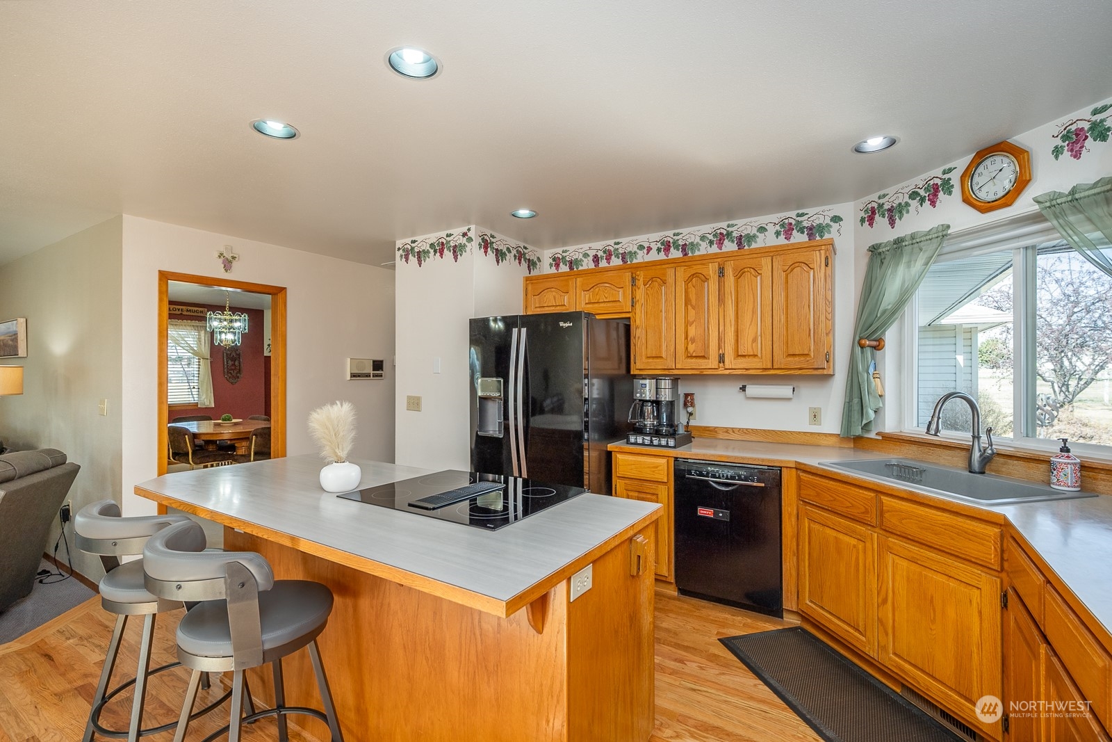 12501 Dodson Road Northwest Ephrata, WA 98823 - Photo 10 of 40 Gallery Image 10
