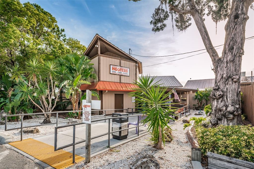 5433 Bluepoint Drive Port Richey, FL 34668 - Photo 41 of 50 a view of a chairs and table in the patio
