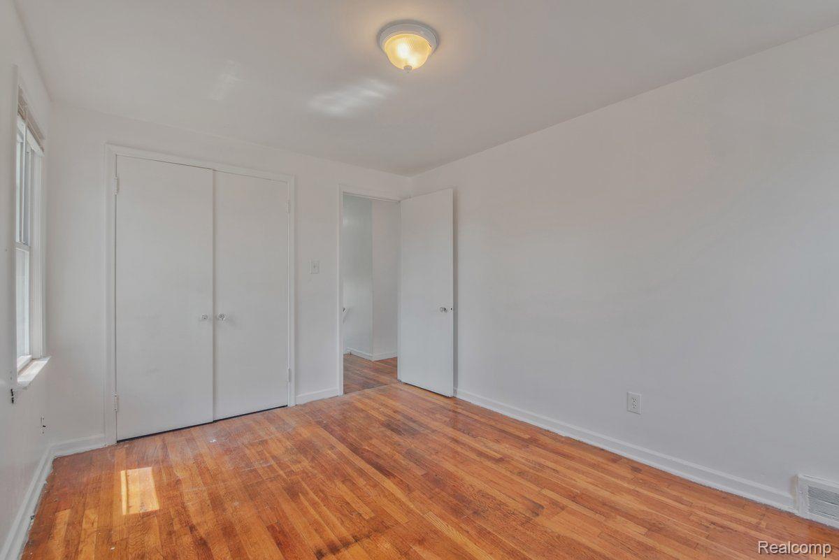 8241 West Seven Mile Road Detroit, MI 48221 - Photo 6 of 14 Gallery Image 6