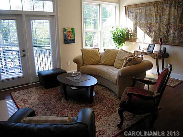 5425 Closeburn Road, Unit 202 Charlotte, NC 28210 - Photo 3 of 8