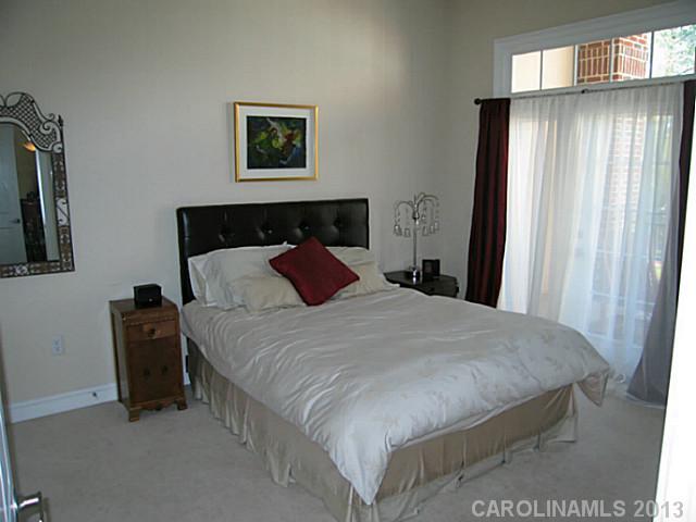 5425 Closeburn Road, Unit 202 Charlotte, NC 28210 - Photo 7 of 8