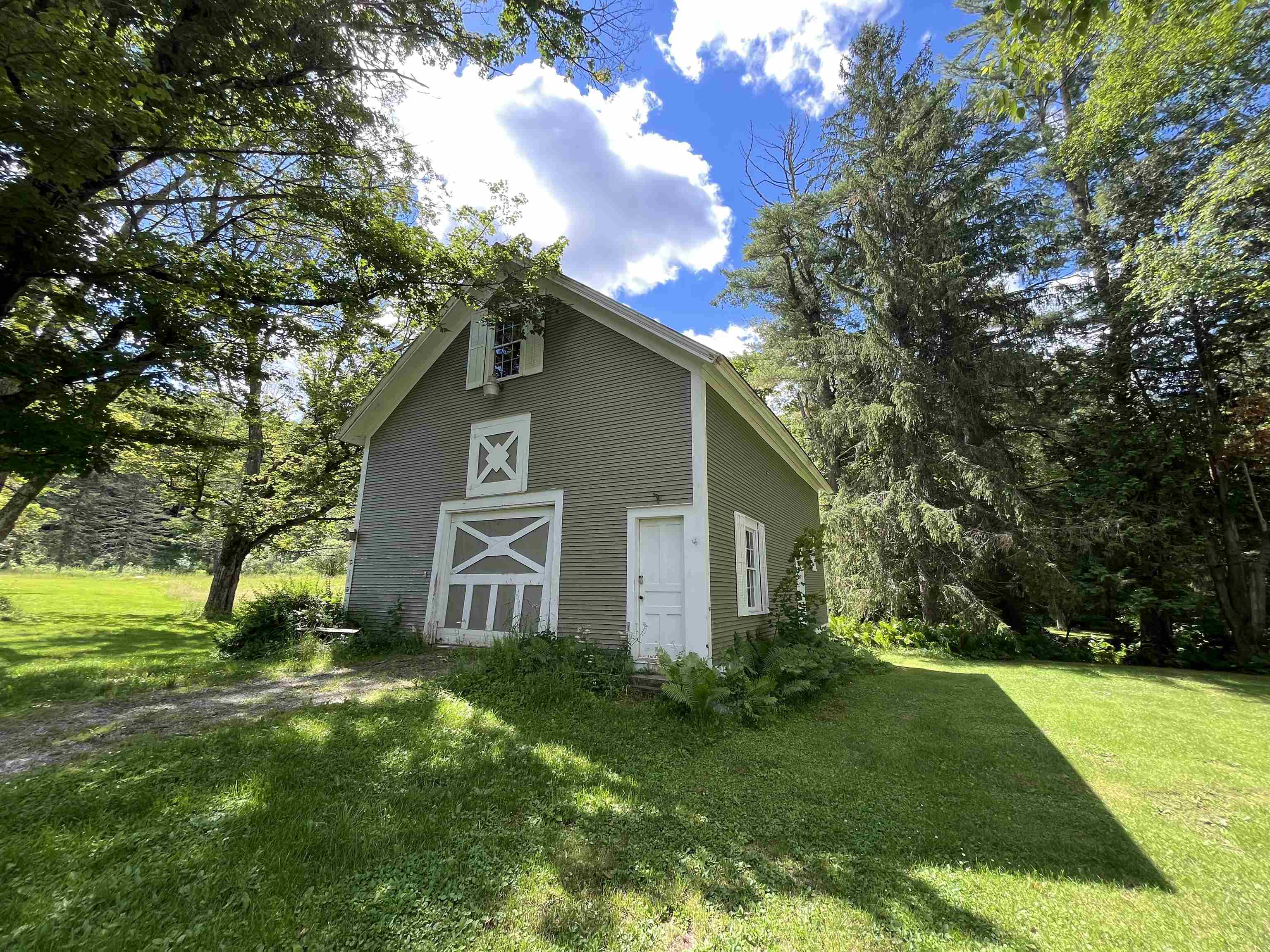 18 Mont Vert Road Middletown Springs, VT 05757 - Photo 5 of 40